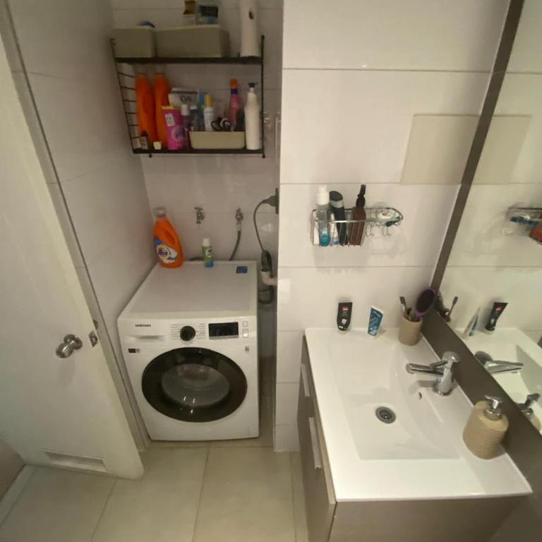 Depto La Cisterna Metro y Estacionamiento - Apartamento de 2 dormitorios - 16