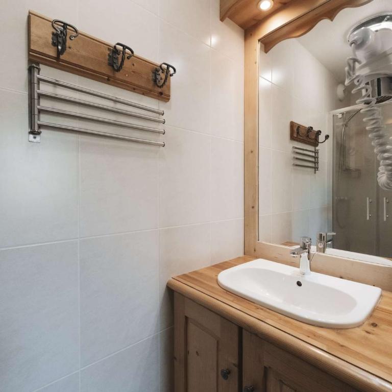 "Superbe Appartement 8/10 pers, 105m², Centre Station, Accès Direct Pistes" - Appartement 4 Chambres - 23