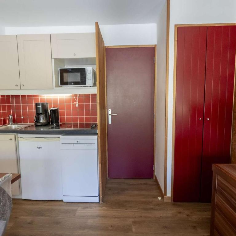 Charmant appartement rénové, 4 pers, 28m², accès direct pistes, balcon et équipements modernes - Apartment mit 1 Schlafzimmer - 5