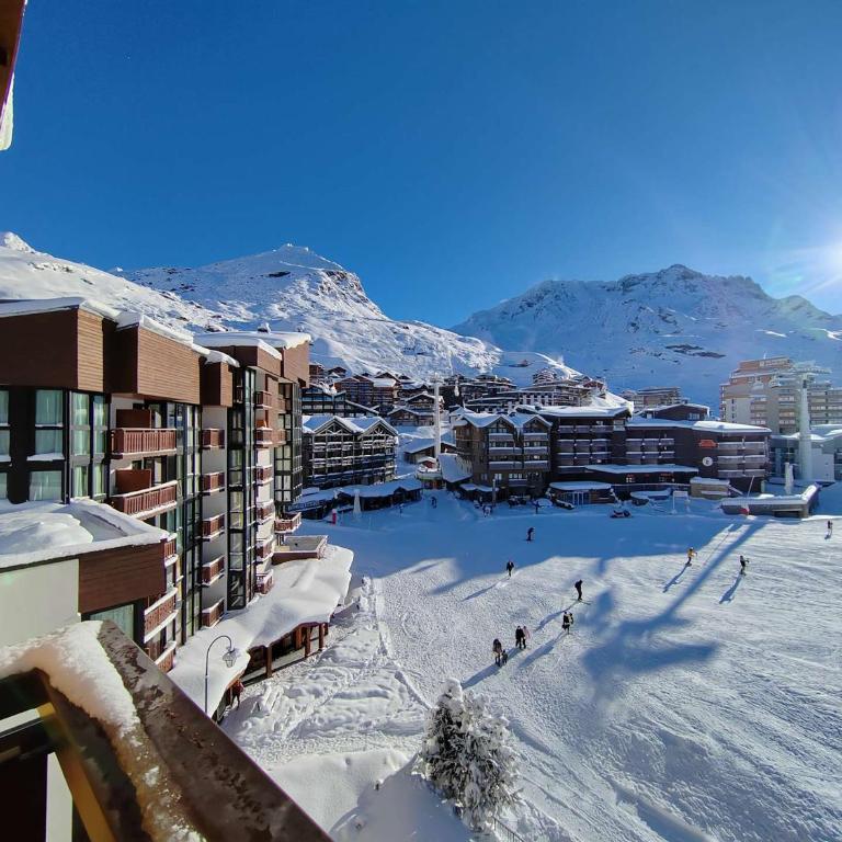 Studio charmant de 23m² skis aux pieds, rénové, balcon Est, max 4 pers - Studio - 12