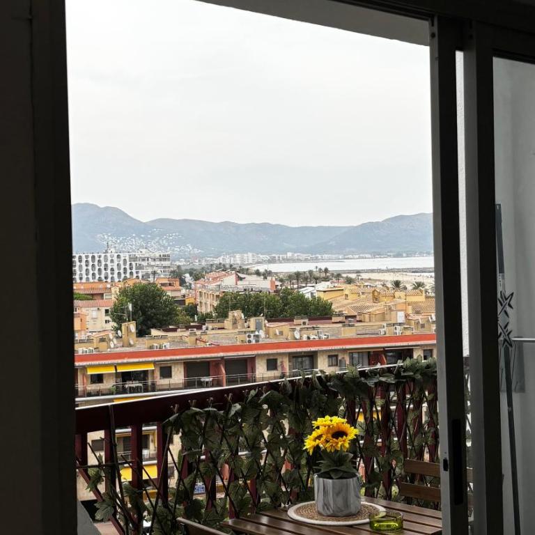 Apartamento frente al Mar de Empuriabrava - Apartment - 32