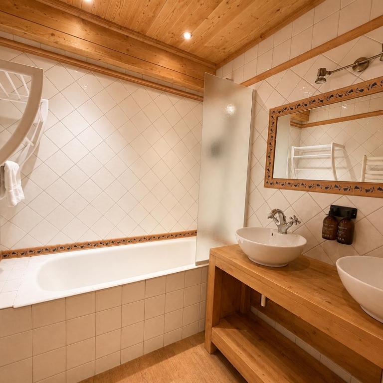 Hôtel des 2 Gares - Chambre Quadruple Confort - 13