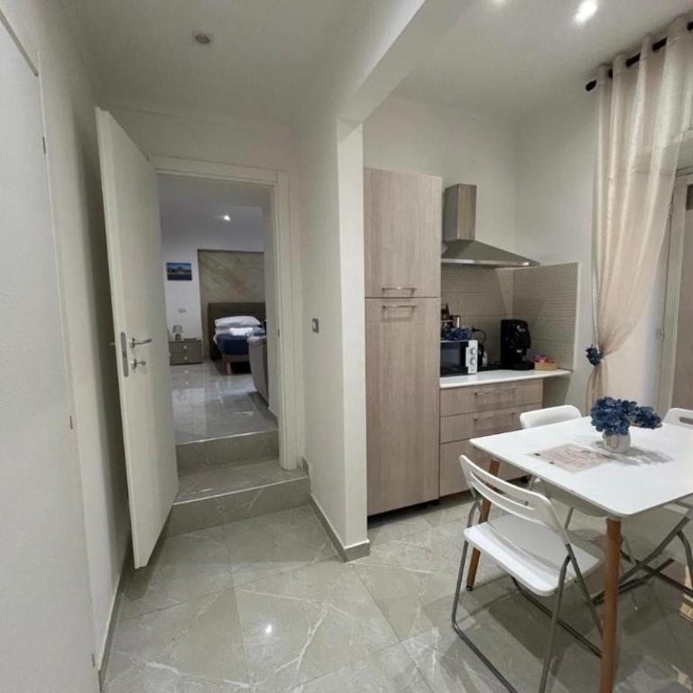 Parthenope house - Casa con 1 Camera da Letto - 8