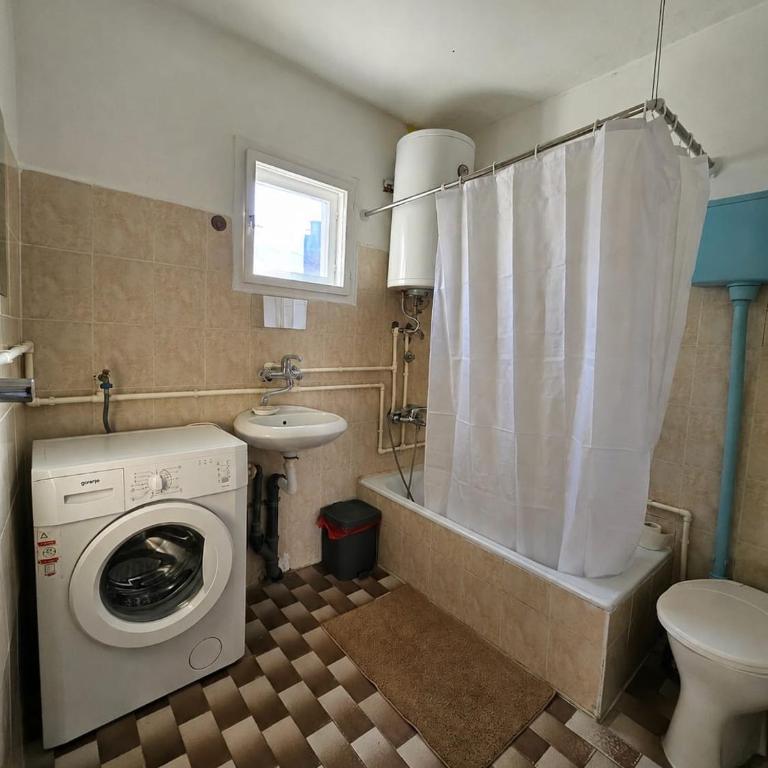 Guesthouse Zvezdara - Dvokrevetna Soba sa Bračnim Krevetom - 11