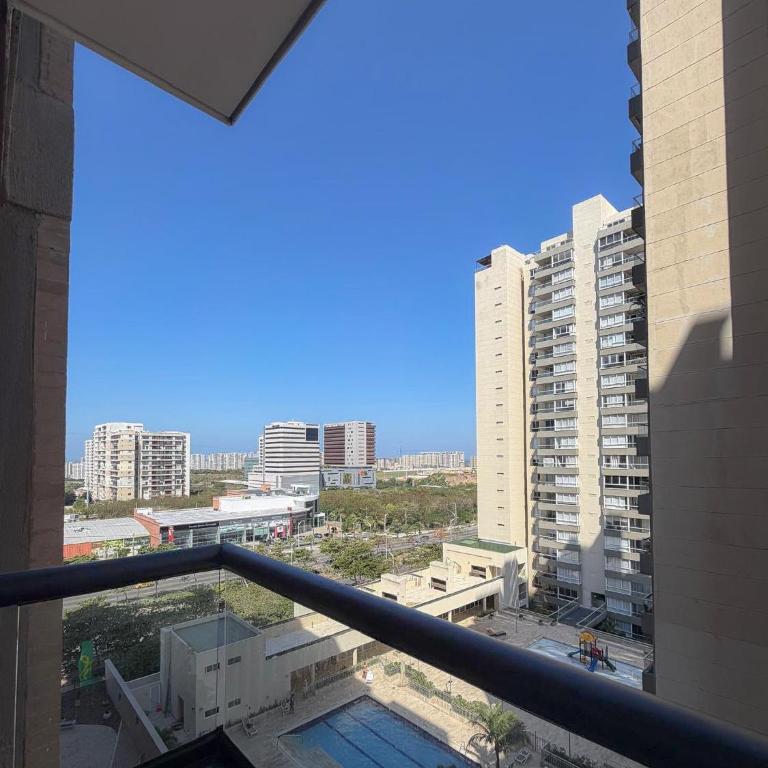 Modern 2BR apartment with AC, WIFI, free parking - Two-Bedroom Apartment - 9