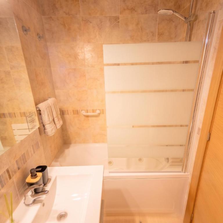 Apartalux Magic Gold - Apartamento de 2 dormitorios - 57