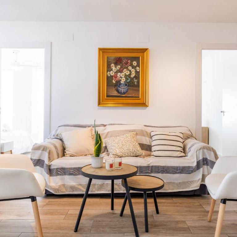 Sierra Nevada Views Sunny Spacious Renovated - Apartment - 2