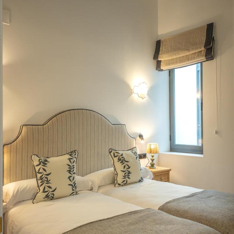 Trajano 44- Sevilla Luxury by Valcambre - Apartamento Premium de 3 dormitorios con balcón - 21
