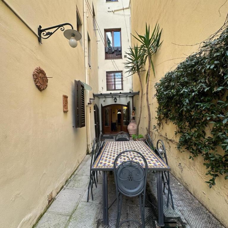 RomAntica Garden Firenze Central Market & Dome - One-Bedroom Apartment - 7