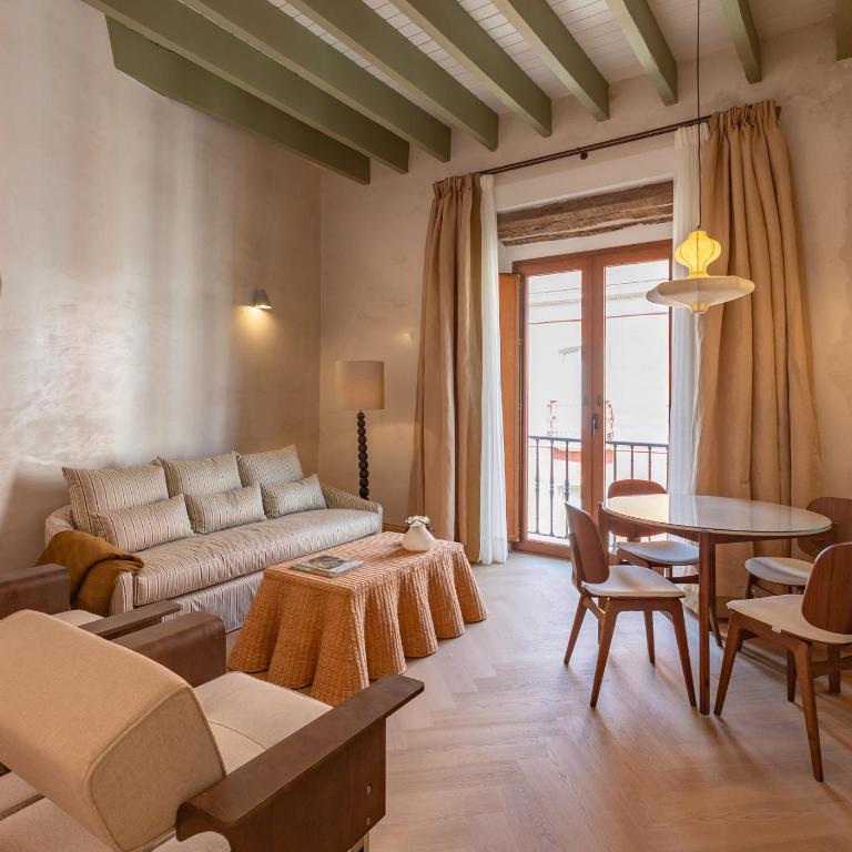 Trajano 44- Sevilla Luxury by Valcambre - Apartamento Deluxe de 2 dormitorios con balcón - 3