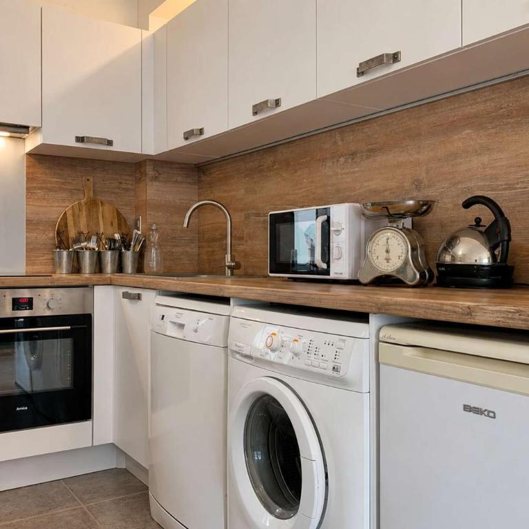 Basile – T3 climatisé tout équipé • 6 pers • Centre de Voiron • Proche gare - Appartement 2 Chambres - 6