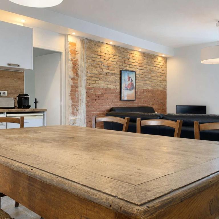 Basile – T3 climatisé tout équipé • 6 pers • Centre de Voiron • Proche gare - Appartement 2 Chambres - 11