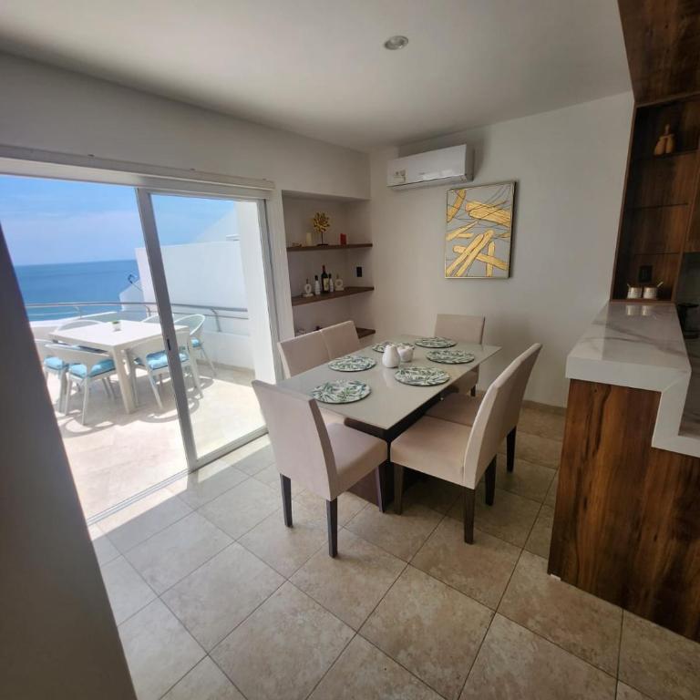 Duplex frente al mar con playa privada - Apartamento de 2 dormitorios - 24
