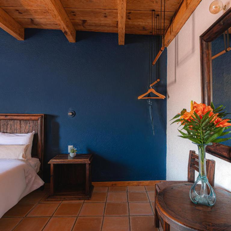 Docecuartos Hotel - Deluxe Zimmer mit Queensize-Bett - 3