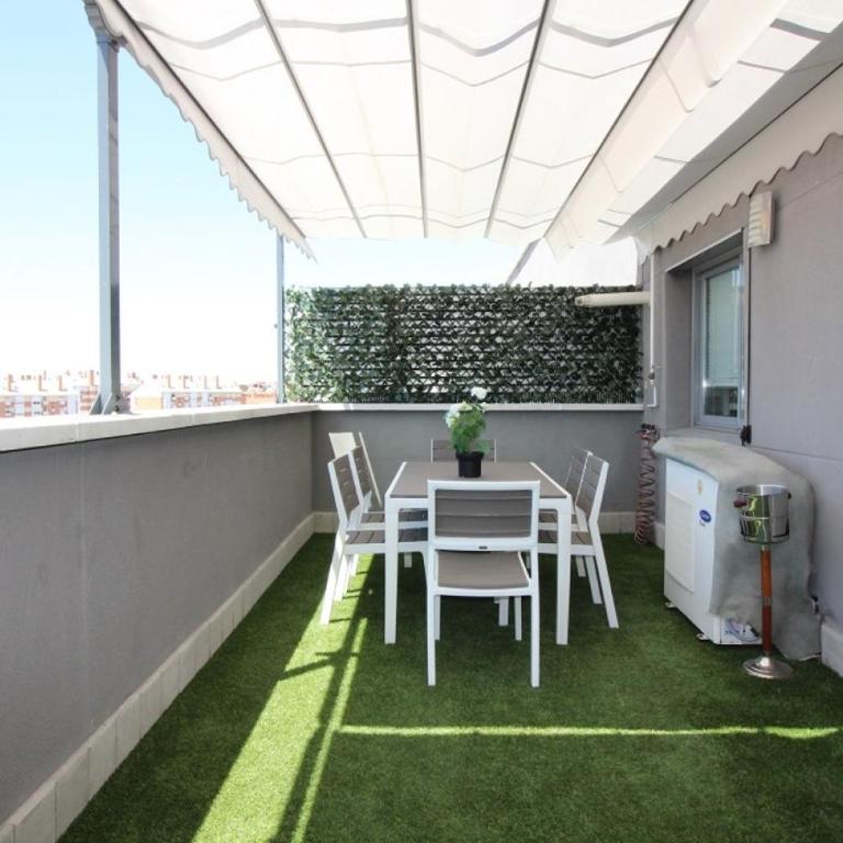 Increíble Ático en Madrid con Piscina - Appartement avec Vue sur le Parc - 9
