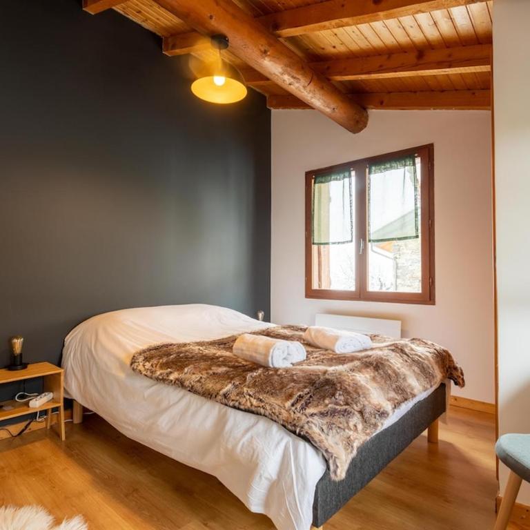 Beautiful family Apartt - Chalet with a view - Four-Bedroom House - 9