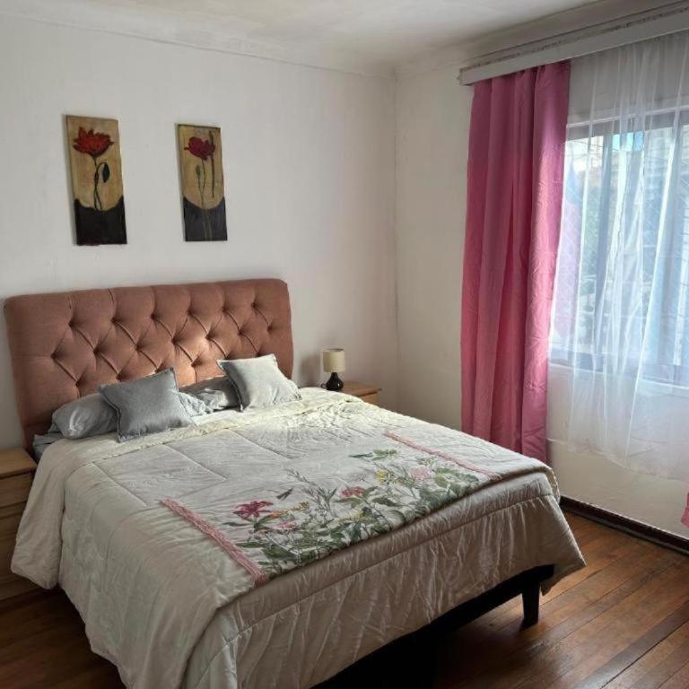 Gloria Hostel 2 poniente 333 casa 14 - Habitación Doble con baño compartido - 2 camas - 5