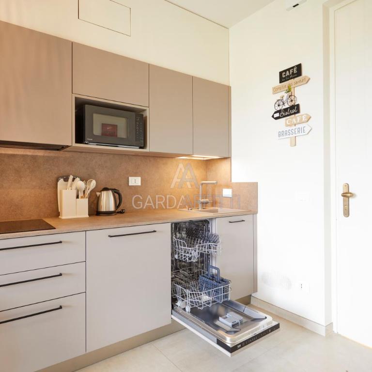 Harmony Apartment - Terrazza e piscina a pochi passi dal lago - Appartamento con 2 Camere da Letto - 12