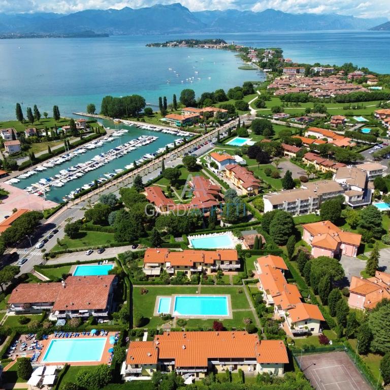 Harmony Apartment - Terrazza e piscina a pochi passi dal lago - Appartamento con 2 Camere da Letto - 30
