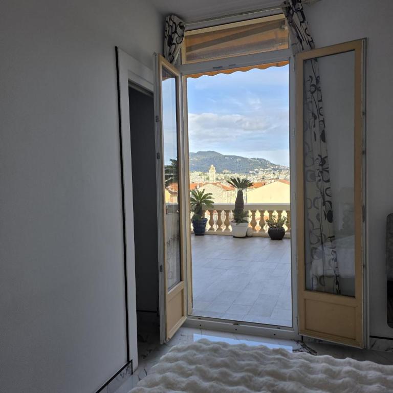 Bellevue sur terrasse - Appartement 2 Chambres - 6