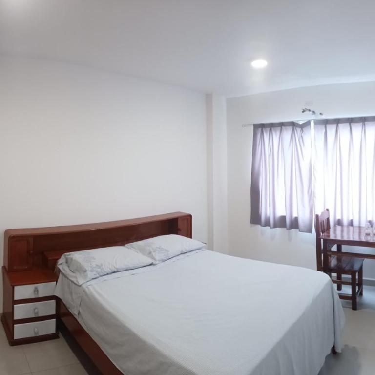 Depto 2 hab con aire acondicionado y piscina, excelente ubicación - Apartamento de 2 dormitorios - 8