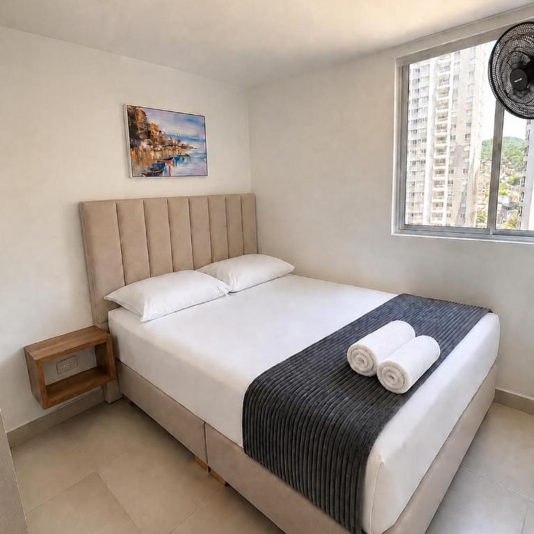 Oasis Familiar moderno con 3 Habitaciones y piscina - Three-Bedroom Apartment - 6