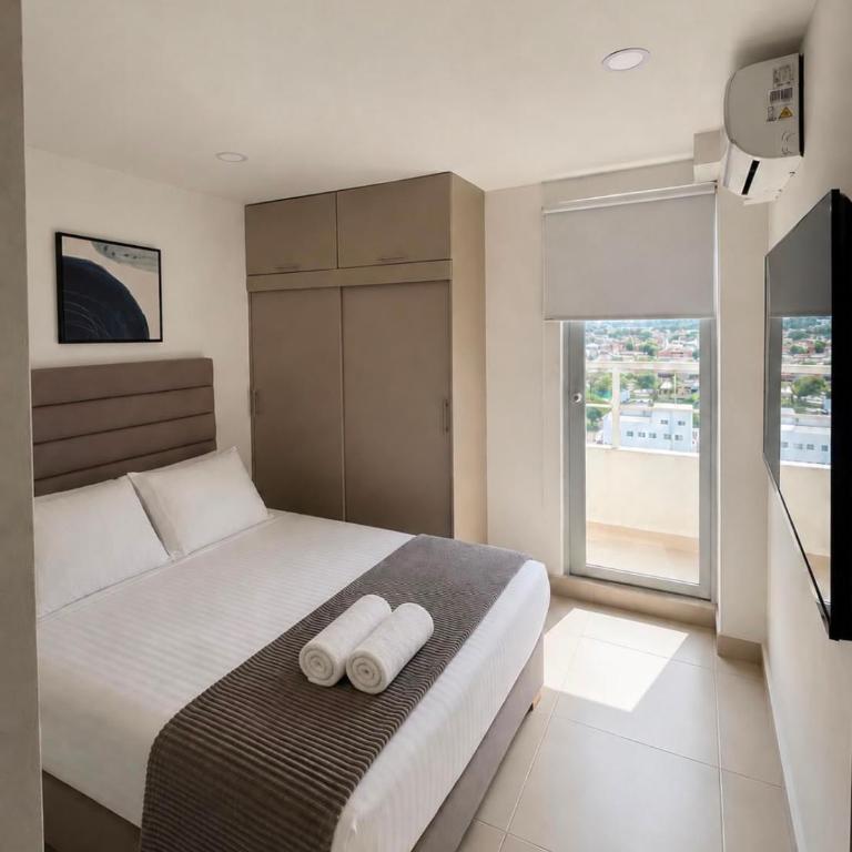 Oasis Familiar moderno con 3 Habitaciones y piscina - Three-Bedroom Apartment - 8