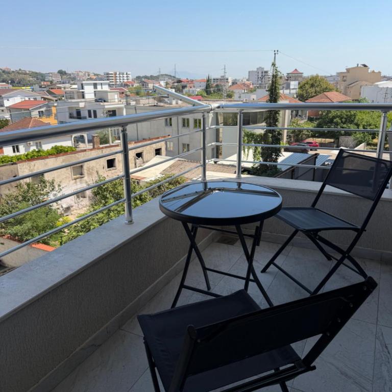 Apartment Musti - Apartman sa 2 Spavaće Sobe i Balkonom - 3