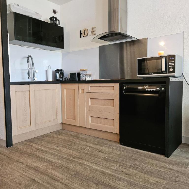 Studio avec piscine et place de parking prive - Studio - 5