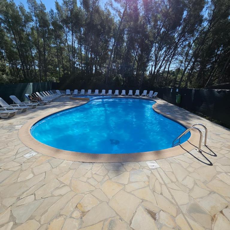 Studio avec piscine et place de parking prive - Studio - 28