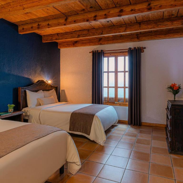 Docecuartos Hotel - Deluxe Vierbettzimmer - 3