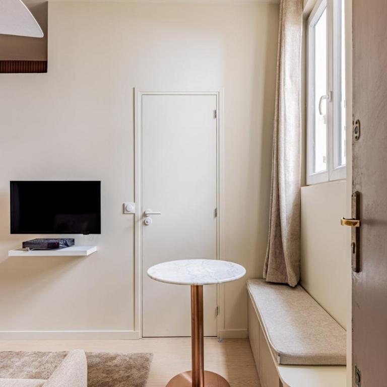 Montmartre-Bail Mobilité-Studio-2 people-Renovated - Studio - 4