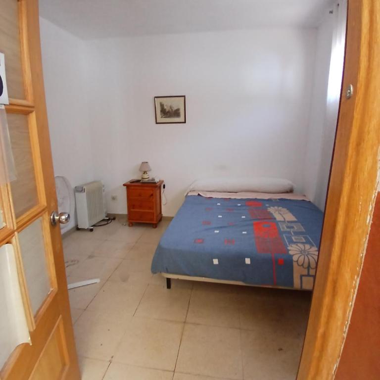 Habitacion 5 Doble Cama Individual - Habitación Estándar con baño compartido - 2 camas - 5