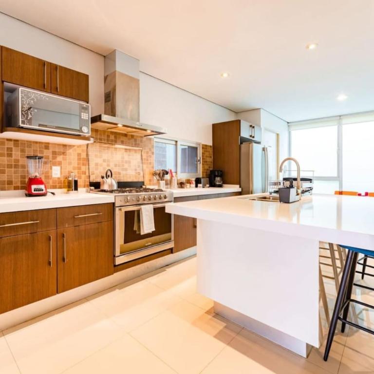 2 Condos in La Roma Parking, Perfect for Groups - Apartment - 4