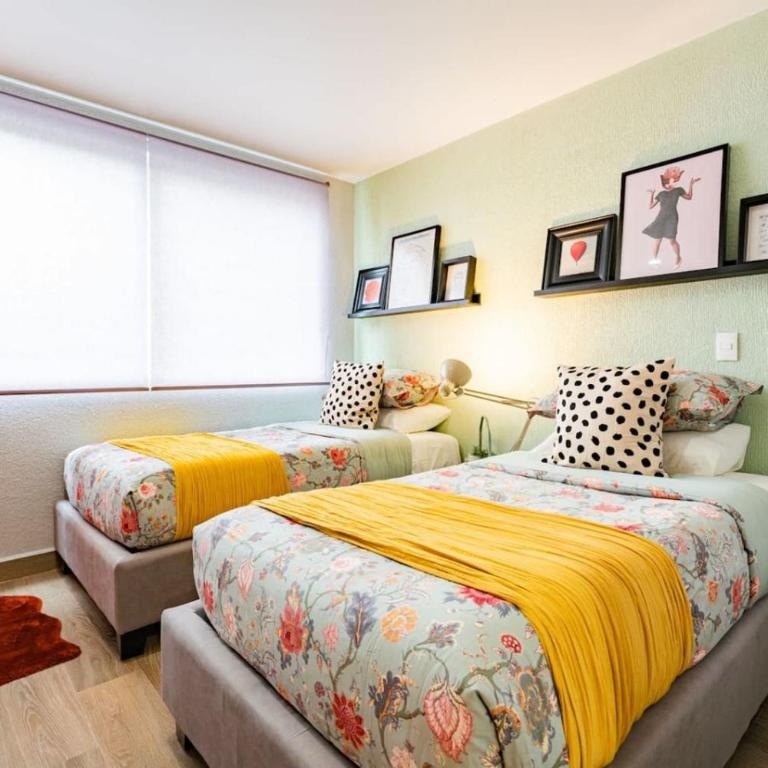 4BR Roma Norte walk to cafes and more - Apartment - 4