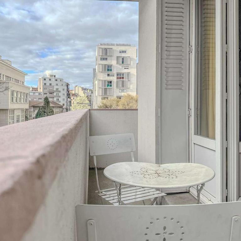 Marceau • T3 lumineux • 2 chambres • Balcon • Grenoble - Appartement 3 Chambres avec Balcon - 7
