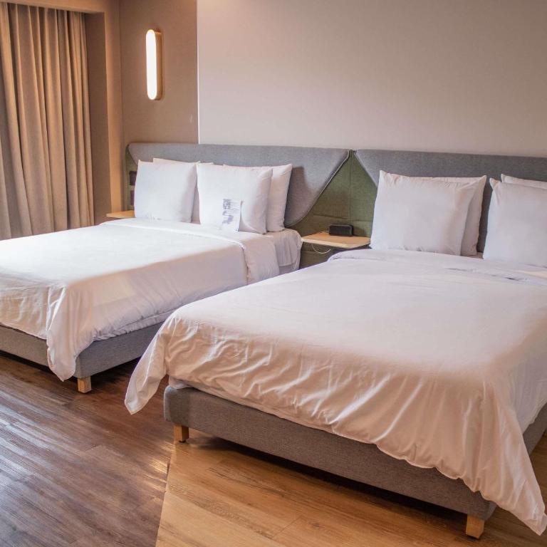 Novotel Monterrey Valle - Habitación Doble Executive con 2 camas dobles - 9