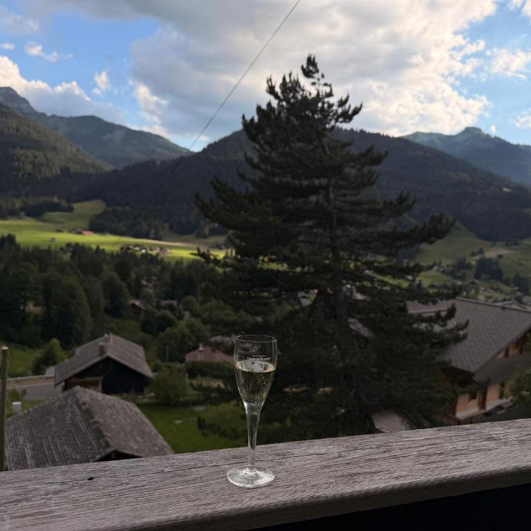Cozy Le Lézard chalet with mountain view fireplace - Chalet mit 1 Schlafzimmer - 9