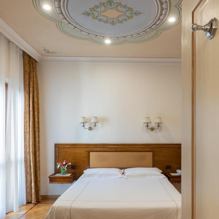 Adler Cavalieri Hotel-Private Spa & Gym - Essential Classic Room - 5