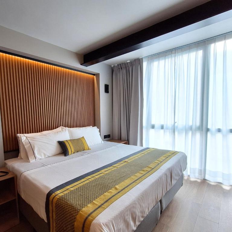 Hotel Block Suites - Superior King Suite - 1