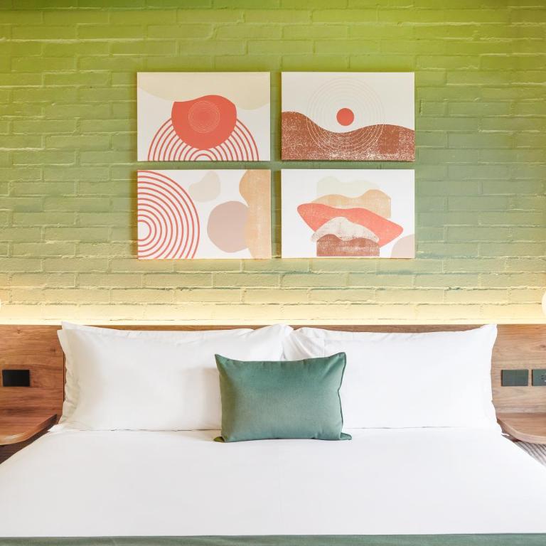 Urbit Garden Hotel - Superior King Room - 4