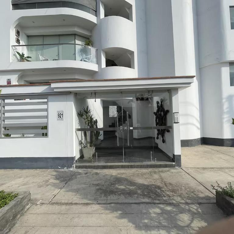 La Isla - Punta Hermosa by Vibrant - Three-Bedroom Apartment with Balcony - 1