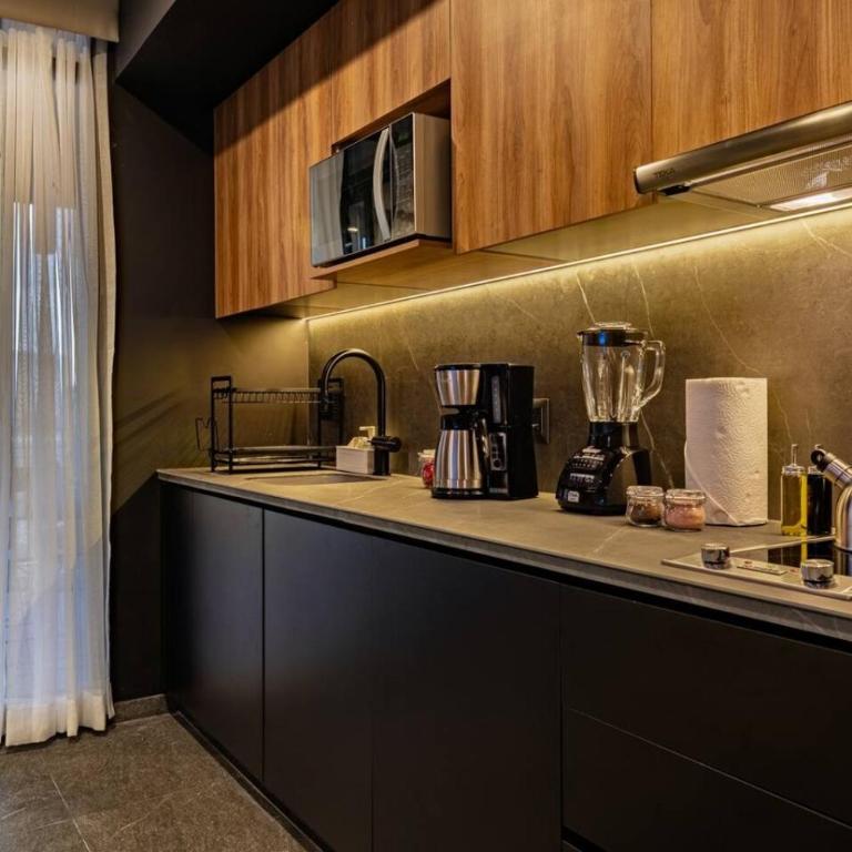 3 Units, 5BR with Gym and Rooftop - Appartement - 23
