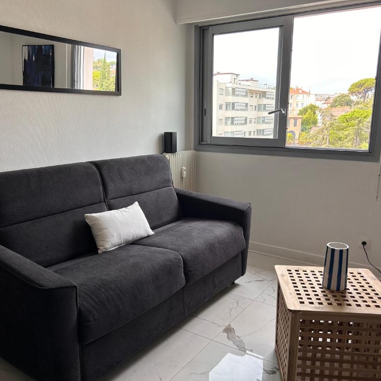 Chris joli studio à Cannes - Appartement 2 Chambres - 1