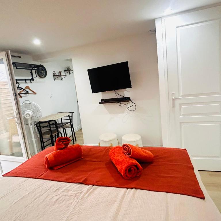 Le Chouette Berlier - Studio calme avec Terrasse - Queen Studio - 6