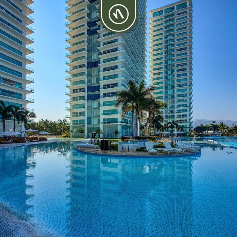 Beachview Luxury 3 BR Condo - Pools - Beach - Casa - 1