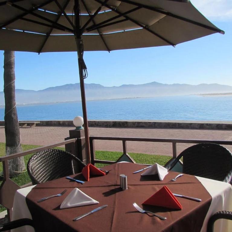 Ensenada 4BR/2BA Beach House | Pool, Hot Tub, Water Sports - Ferienhaus - 15