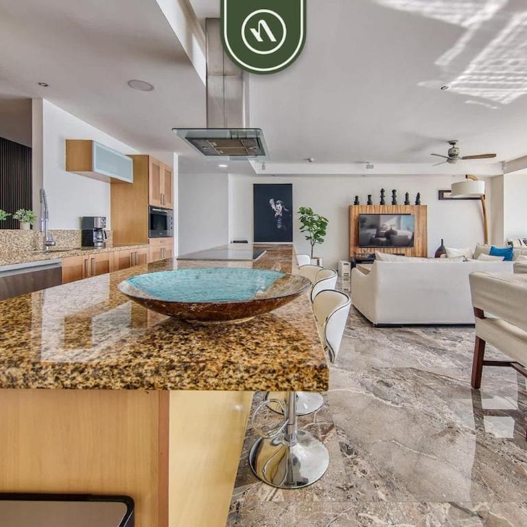 Beachview Luxury 3 BR Condo - Pools - Beach - Casa - 7