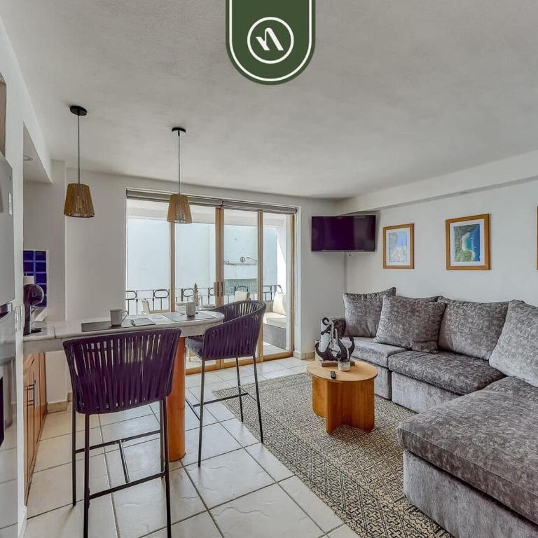 Oceanview 1 BR Condo 3 Min Away to the Beach - Casa - 5