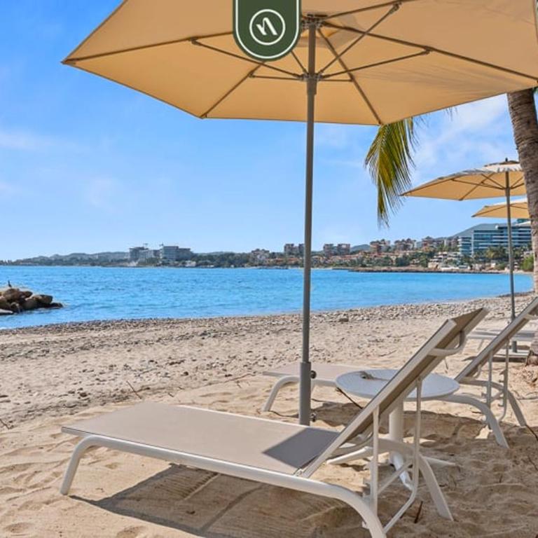 1BR Bucerías condo with pool, gym, balcony, WiFi, and beach views - Maison de Vacances - 41